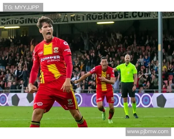 SBV精英对阵马斯特里赛事分析与预测精彩回顾十月十六日比赛亮点